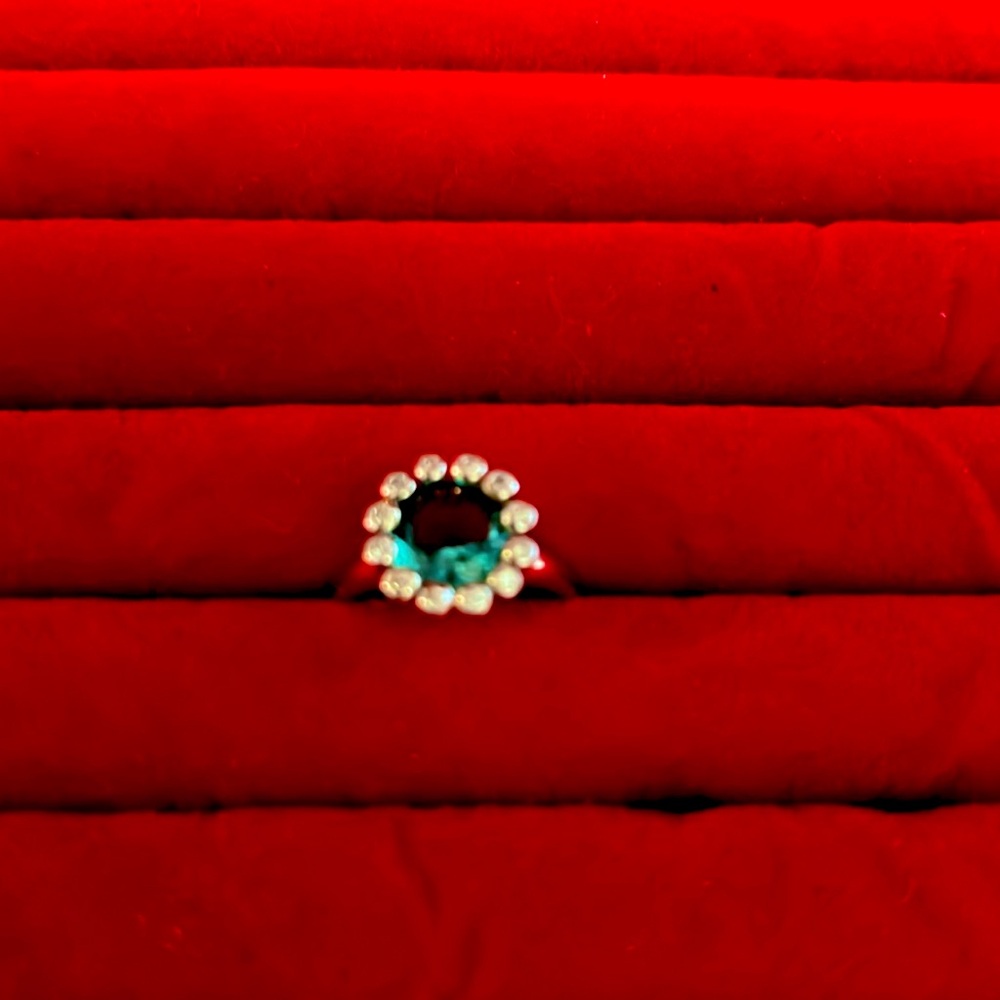 Beautiful sterling silver ring